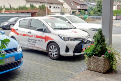 Botendienst Auto der Sonnen-Apotheke