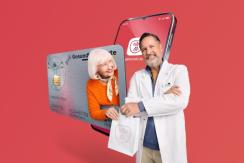 gesund.de: Frau bekommt Medikamente von Apotheker überreicht